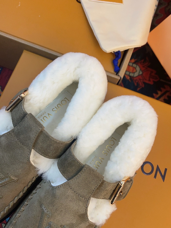 ルイヴィトン靴着用イメージ